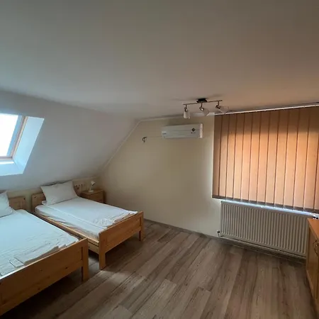 Denisa Guest house